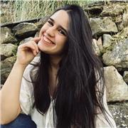 Profesora de primaria de apoyo escolar de cualquier materia, especialmente de lenguas